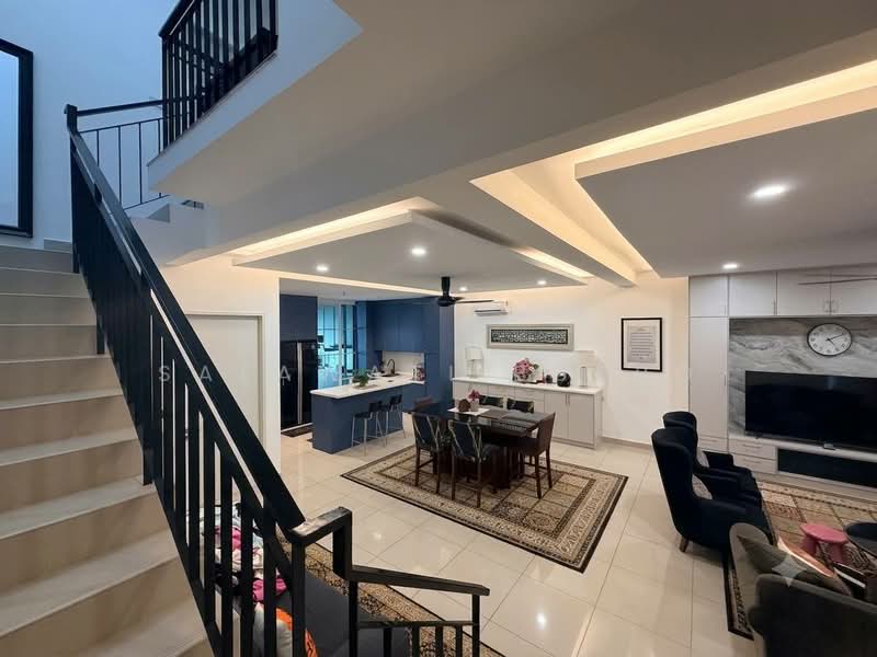 Rumah Teres 2-Tingkat untuk Dijual di Cyberjaya (Selangor) - Salawati Busro - Living Room - PropertyGuru.com.my