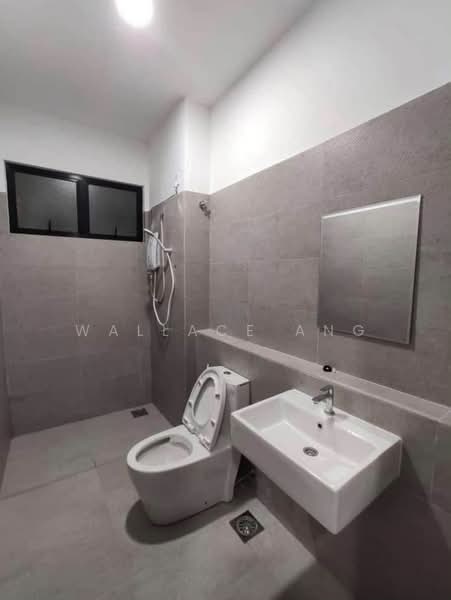 Rumah Teres 2-Tingkat untuk Disewa di Austin Crest (Johor Bahru) - Wallace Ang - Bathroom - PropertyGuru.com.my