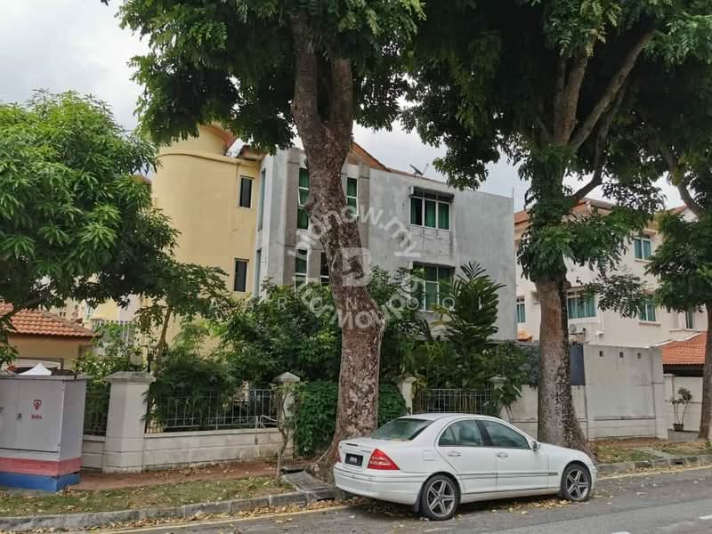 3-storey Terraced House for Sale in Tanjung Bungah (Penang) - Aaron Ooi - Exterior - PropertyGuru.com.my