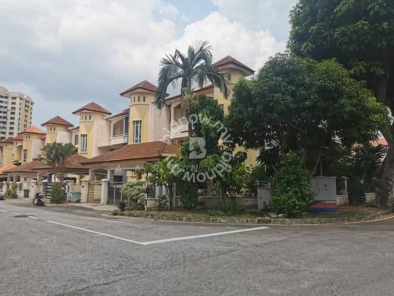 3-storey Terraced House for Sale in Tanjung Bungah (Penang) - Aaron Ooi - Exterior - PropertyGuru.com.my