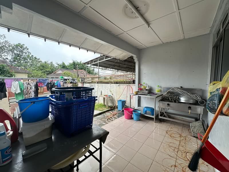 Rumah Berkembar untuk Dijual di Taman Bukit Kempas (Tampoi) - Cora Loh - PropertyGuru.com.my