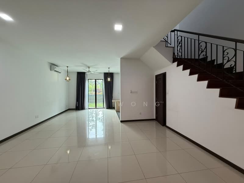 Rumah Teres 2-Tingkat untuk Disewa di Cyberjaya (Selangor) - Ivy Wong - Living Room - PropertyGuru.com.my