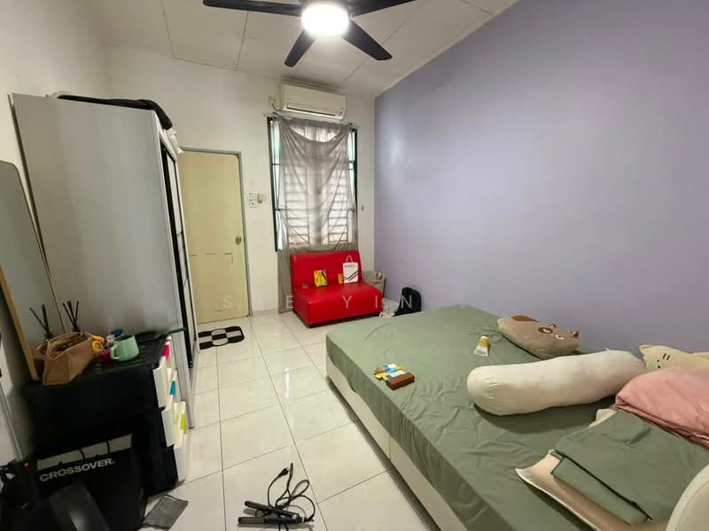2-storey Terraced House for Sale in Taman JP Perdana (Johor Bahru) - See Yin . - Bedroom - PropertyGuru.com.my