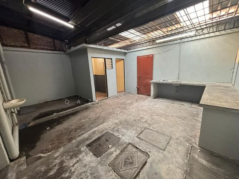 Shop for Rent in Taman Tasek (Ipoh) - Qazin Khoo - Interior - PropertyGuru.com.my