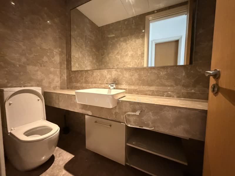 Rumah Berkembar untuk Dijual di Mont Kiara (Kuala Lumpur) - Aivan Ng - Bathroom - PropertyGuru.com.my