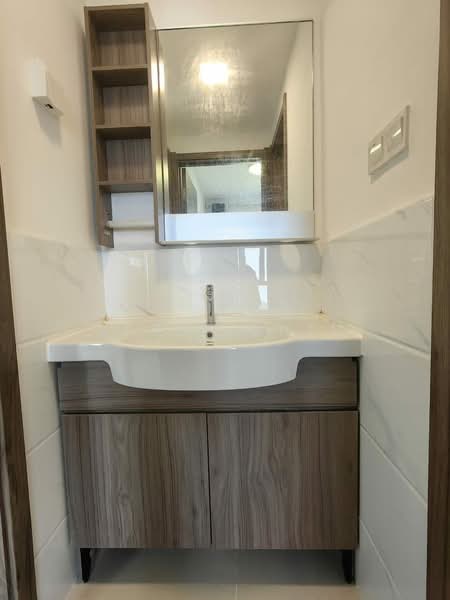 Pangsapuri untuk Disewa di Starview Bay @ Forest City - April Chin - Bathroom - PropertyGuru.com.my