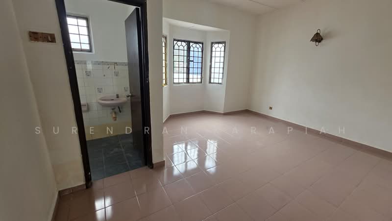 Rumah Teres 2-Tingkat untuk Dijual di Taman Sri Andalas (Klang) - Surendran Karapiah - PropertyGuru.com.my
