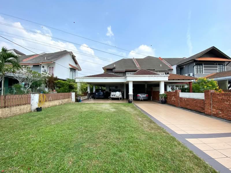 2-storey Terraced House for Sale in Bandar Baru Bangi (Selangor) - Natira Sulaiman - Exterior - PropertyGuru.com.my