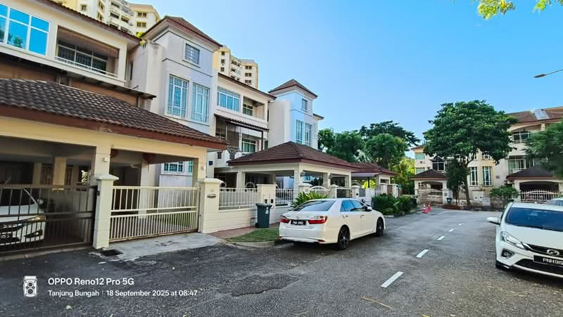 Rumah Teres 3-Tingkat untuk Dijual di Tanjung Bungah (Penang) - Aaron Ooi - Exterior - PropertyGuru.com.my