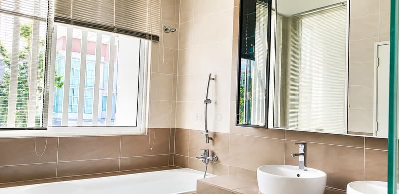 Rumah Berkembar untuk Dijual di Cyberjaya (Selangor) - TC Hoo - Bathroom - PropertyGuru.com.my