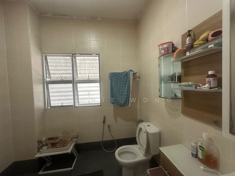 Rumah Berkembar untuk Dijual di Kuchai Lama (Kuala Lumpur) - Connie Wong - PropertyGuru.com.my