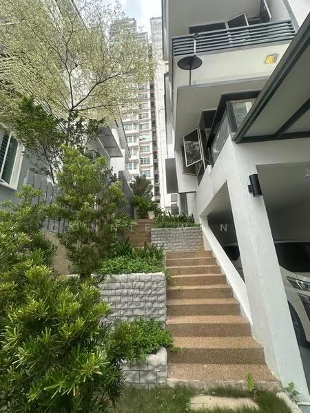 Rumah Berkembar untuk Dijual di Kuchai Lama (Kuala Lumpur) - Connie Wong - PropertyGuru.com.my