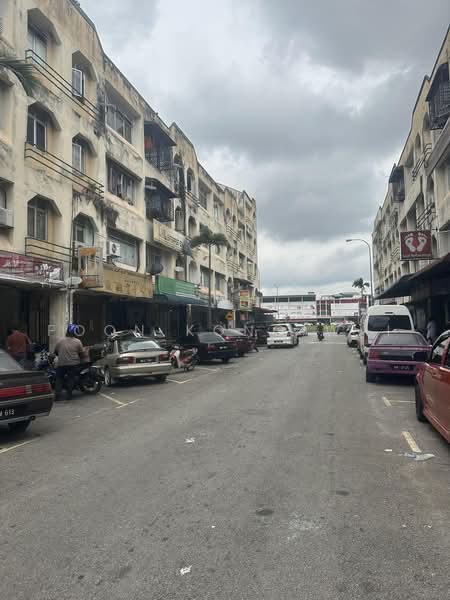 Shop for Sale in Taman Putra Kajang (Kajang) - Foon Kong Wai - Exterior - PropertyGuru.com.my