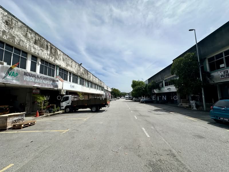 Kilang untuk Disewa di Rawang (Selangor) - Wong Wen Heng - Exterior - PropertyGuru.com.my