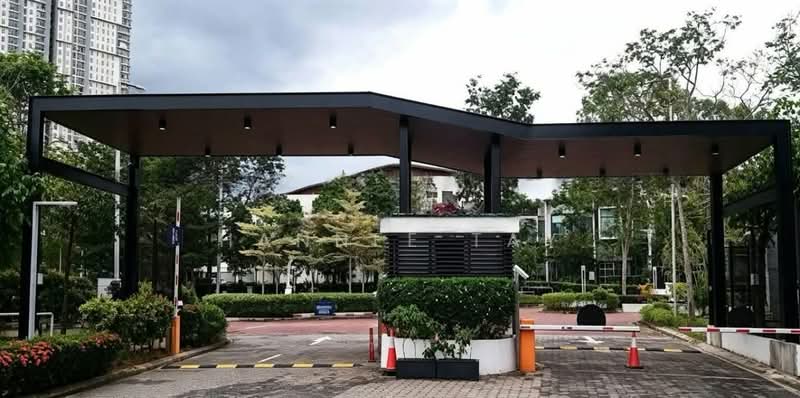 3-storey Terraced House for Sale in Cyberjaya (Selangor) - Hannee Tay - Exterior - PropertyGuru.com.my
