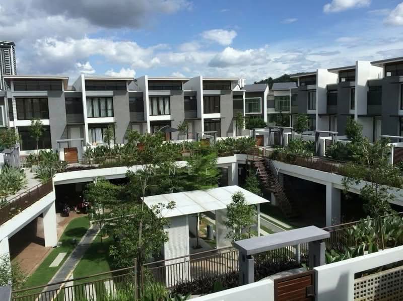 3-storey Terraced House for Sale in Cyberjaya (Selangor) - Hannee Tay - Exterior - PropertyGuru.com.my