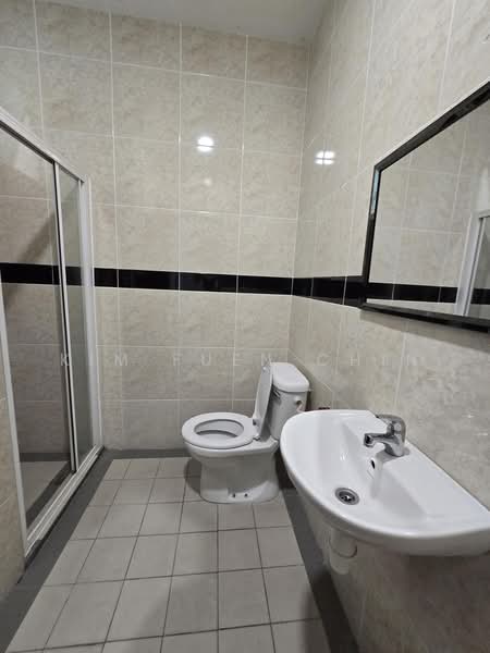 Rumah Berkembar untuk Disewa di Kota Kinabalu (Sabah) - Kim Fuen Chin - Bathroom - PropertyGuru.com.my