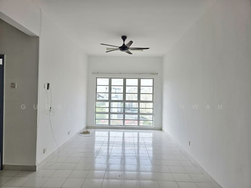 Condominium for Sale at Saujana Aster - Gudrotullah Ikhwan - Living Room - PropertyGuru.com.my