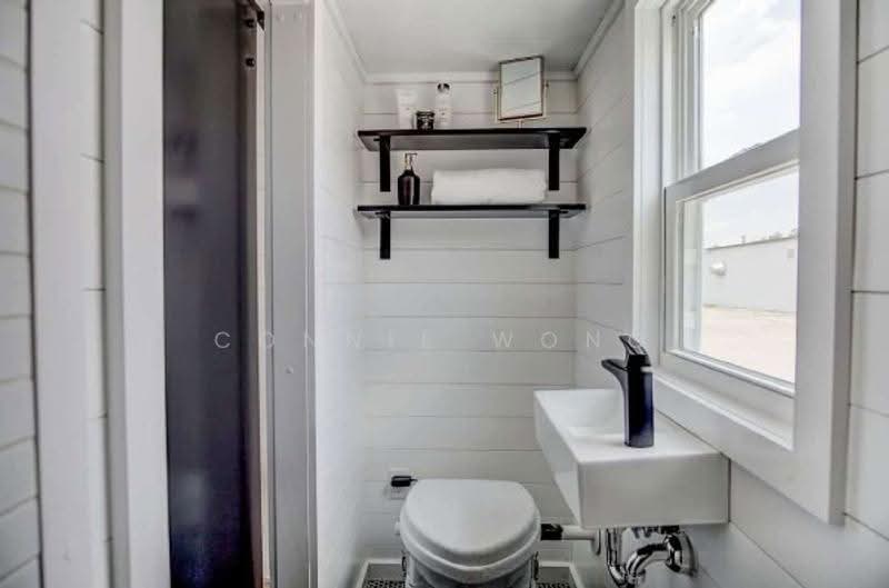 Rumah Berkembar untuk Dijual di Kuchai Lama (Kuala Lumpur) - Connie Wong - Bathroom - PropertyGuru.com.my
