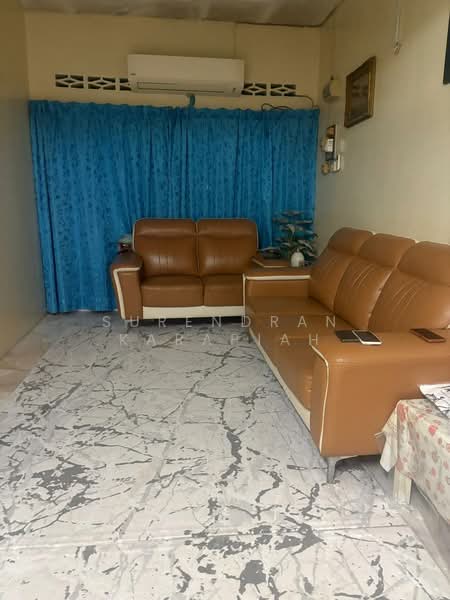 Rumah Teres 1-Tingkat untuk Dijual di Taman Sentosa (Klang) - Surendran Karapiah - Living Room - PropertyGuru.com.my