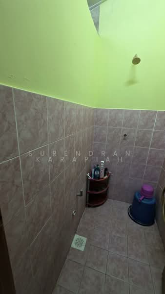 Rumah Teres 1-Tingkat untuk Dijual di Taman Sentosa (Klang) - Surendran Karapiah - Bathroom - PropertyGuru.com.my