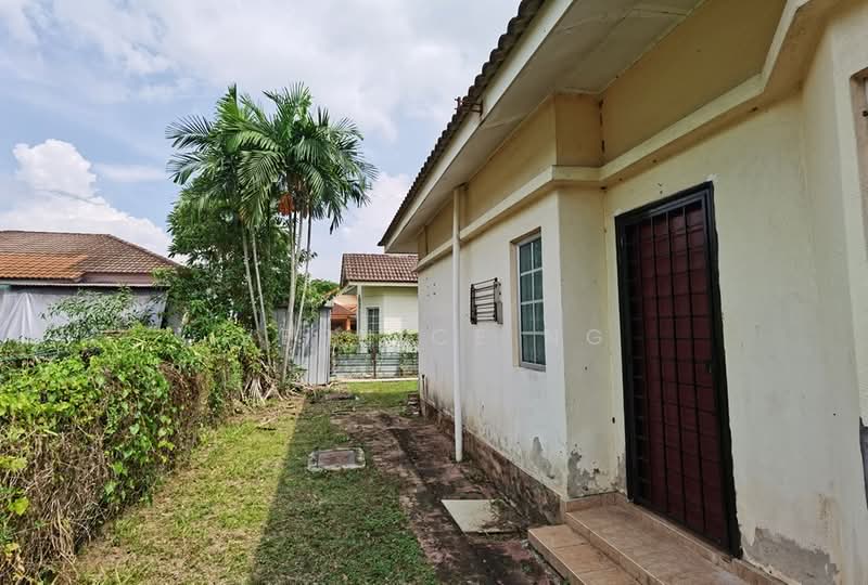 Bungalow House for Sale in Pantai Sepang Putra (Sepang) - Vernice Ng - Exterior - PropertyGuru.com.my