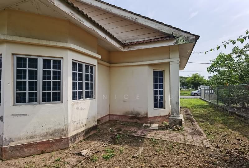 Bungalow House for Sale in Pantai Sepang Putra (Sepang) - Vernice Ng - Exterior - PropertyGuru.com.my