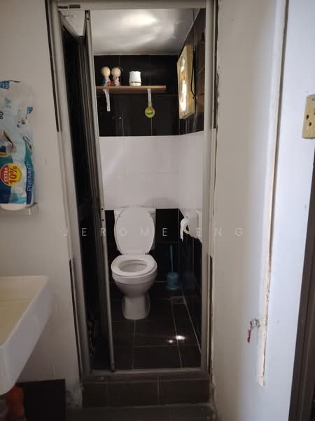 Shop / Office for Sale in George Town (Penang) - Jerome Eng - Bathroom - PropertyGuru.com.my