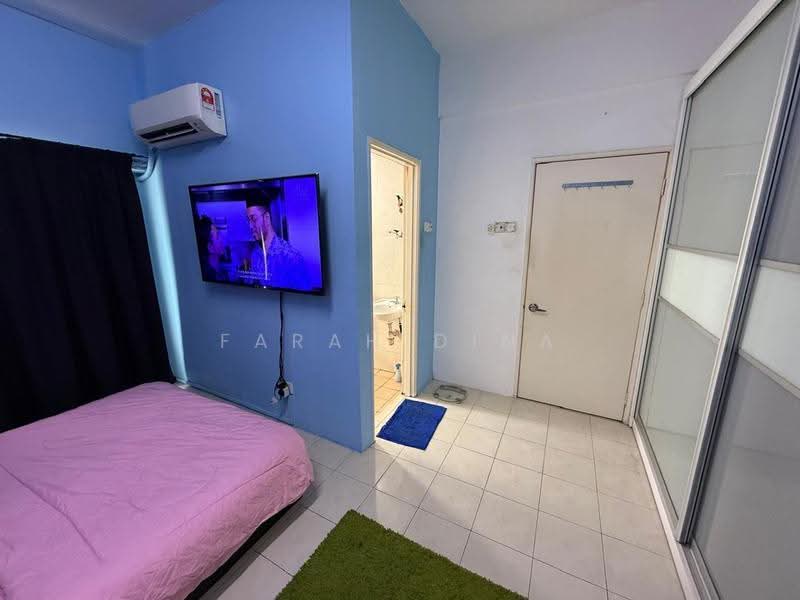 Pangsapuri untuk Dijual di Dataran Otomobil - Farah Dina - Bedroom - PropertyGuru.com.my