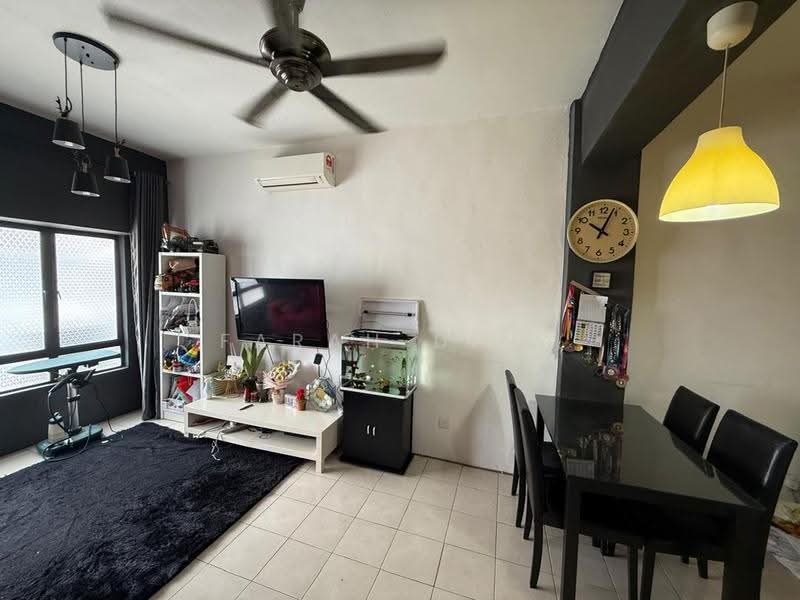 Pangsapuri untuk Dijual di Dataran Otomobil - Farah Dina - Living Room - PropertyGuru.com.my