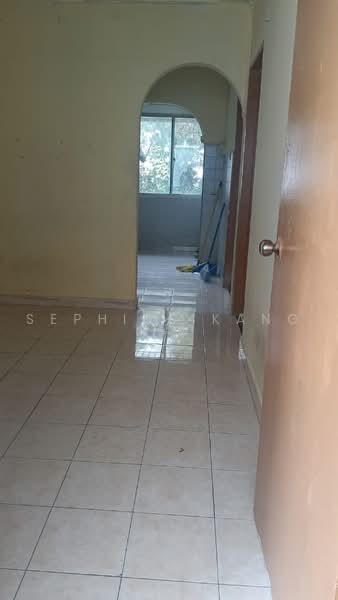 Flat for Rent at Apartment Dahlia B - Sephine Kang - Interior - PropertyGuru.com.my