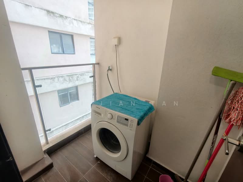 Condominium for Rent at Royal Strand @ Country Garden Danga Bay - Wei Jian Tan - Balcony - PropertyGuru.com.my
