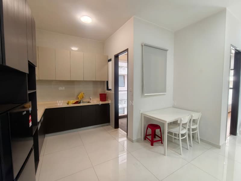 Condominium for Rent at Royal Strand @ Country Garden Danga Bay - Wei Jian Tan - Kitchen - PropertyGuru.com.my