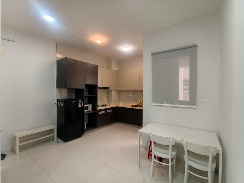 Condominium for Rent at Royal Strand @ Country Garden Danga Bay - Wei Jian Tan - Kitchen - PropertyGuru.com.my