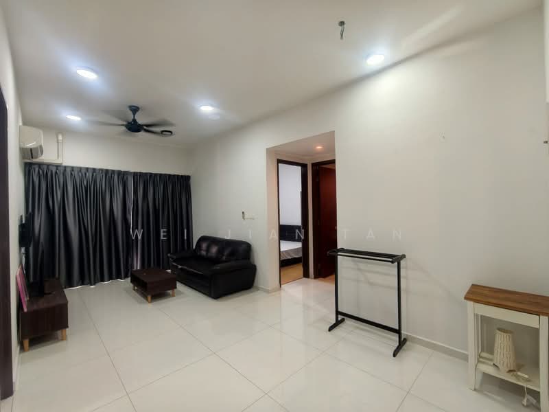 Condominium for Rent at Royal Strand @ Country Garden Danga Bay - Wei Jian Tan - Living Room - PropertyGuru.com.my
