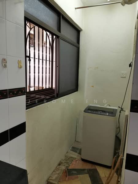 Pangsapuri untuk Dijual di Treasure Ville - Jerome Eng - Balcony - PropertyGuru.com.my