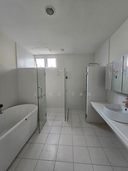 Kondominium untuk Disewa di D' Jewel - Jeno Tan - Bathroom - PropertyGuru.com.my