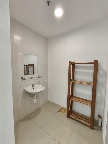 Kediaman Servis untuk Disewa di Pacific 63 - Jayden Ho - Bathroom - PropertyGuru.com.my