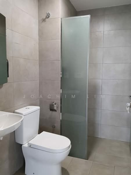 Kediaman Servis untuk Dijual di KL Traders Square - Joachim Lim - Bathroom - PropertyGuru.com.my