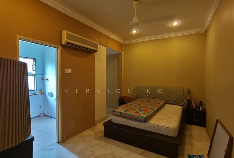 Bungalow House for Sale in Pantai Sepang Putra (Sepang) - Vernice Ng - Bedroom - PropertyGuru.com.my