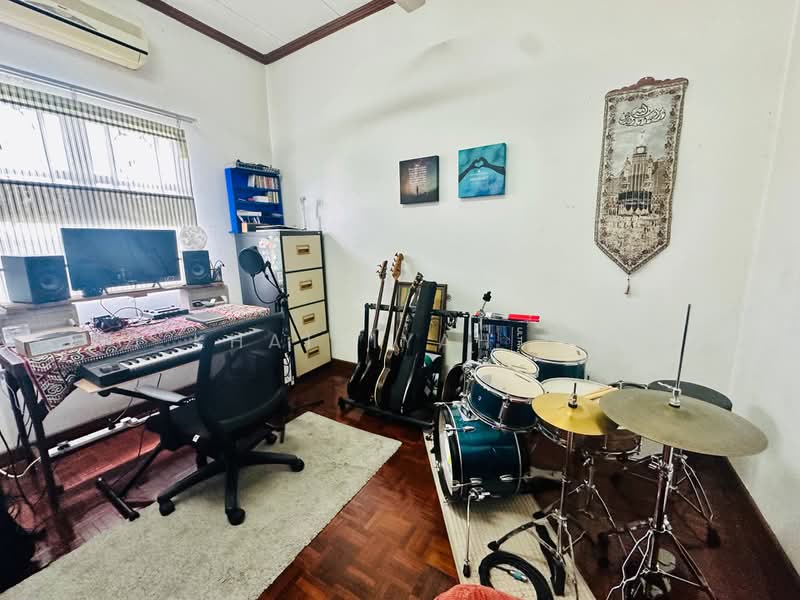 2-storey Terraced House for Sale in Ara damansara (Ara Damansara) - SITI KHAIRIYAH JAAFAR - Study - PropertyGuru.com.my