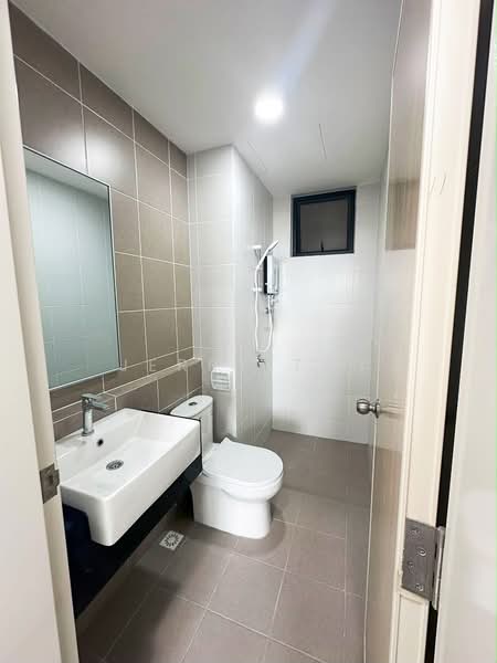 Kondominium untuk Disewa di Ideal Venice Residency - Jerry Tan - Bathroom - PropertyGuru.com.my