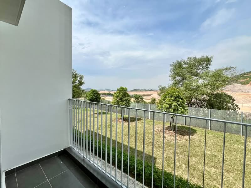 2-storey Terraced House for Sale in Bandar Gamuda Gardens (Rawang) - Samson Lee - Balcony - PropertyGuru.com.my