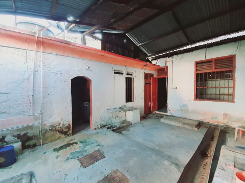 Rumah Teres 1-Tingkat untuk Dijual di Bandar Hilir (Melaka City) - CHIN FN - Exterior - PropertyGuru.com.my