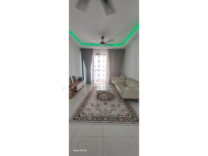 Kediaman Servis untuk Disewa di Parkland Residence - Peter Tan - Living Room - PropertyGuru.com.my