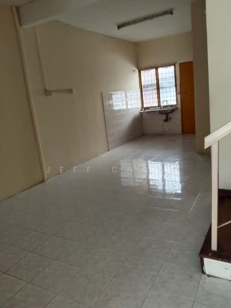 2-storey Terraced House for Rent in Taman Sentosa (Klang) - Jeff Chong - Kitchen - PropertyGuru.com.my