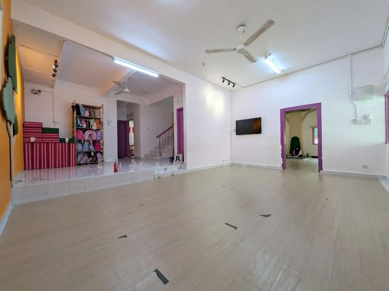 Rumah Teres 2-Tingkat untuk Dijual di Taman Maluri (Cheras) - Ahmad Farhi - Interior - PropertyGuru.com.my