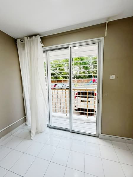 Pangsapuri untuk Dijual di Goodview Heights - Gudrotullah Ikhwan - Balcony - PropertyGuru.com.my