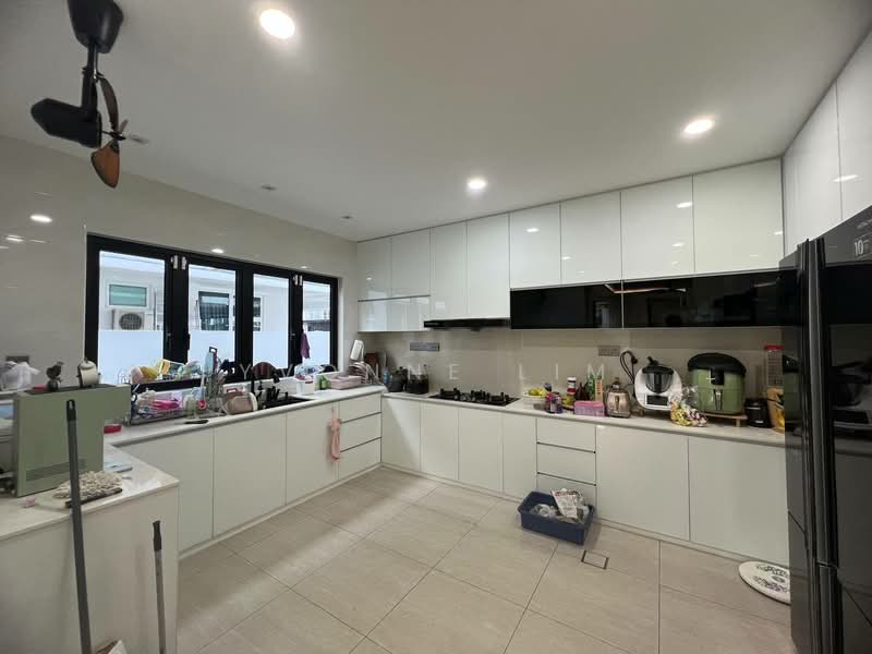 Rumah Berkembar untuk Dijual di Austin Heights (Tebrau) - Yvonne Lim - Kitchen - PropertyGuru.com.my