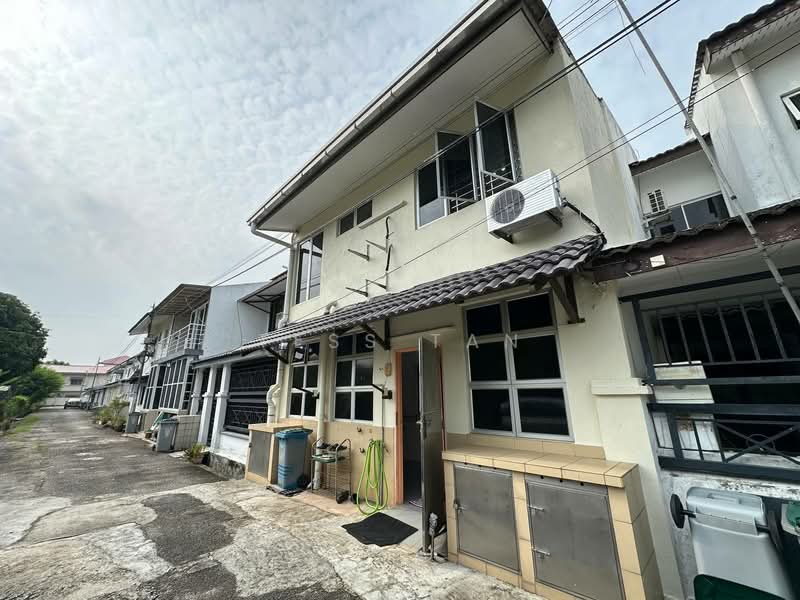 Rumah Teres untuk Dijual di Klebang (Melaka) - Tess Tan - Exterior - PropertyGuru.com.my